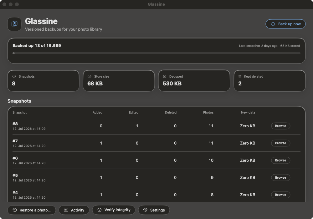 Glassine dashboard showing backup progress, snapshot history, storage statistics, and restore controls